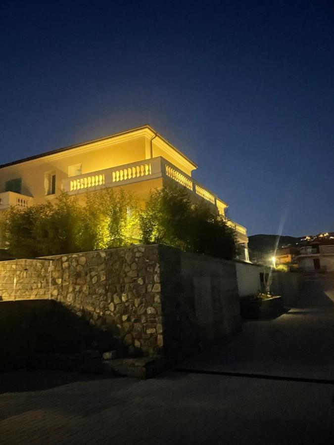 Villa Sole Arma di Taggia Esterno foto
